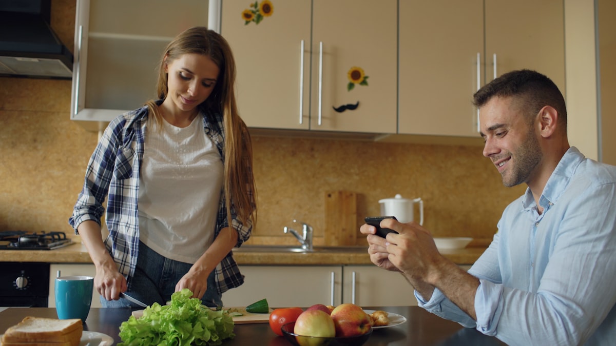 Energy-boosting foods containing B vitamins and iron